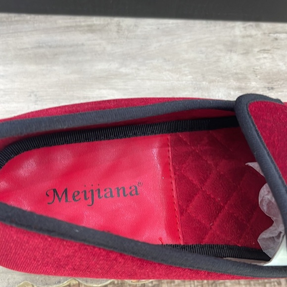 Red Velvet Loafers - Picture 5 of 10